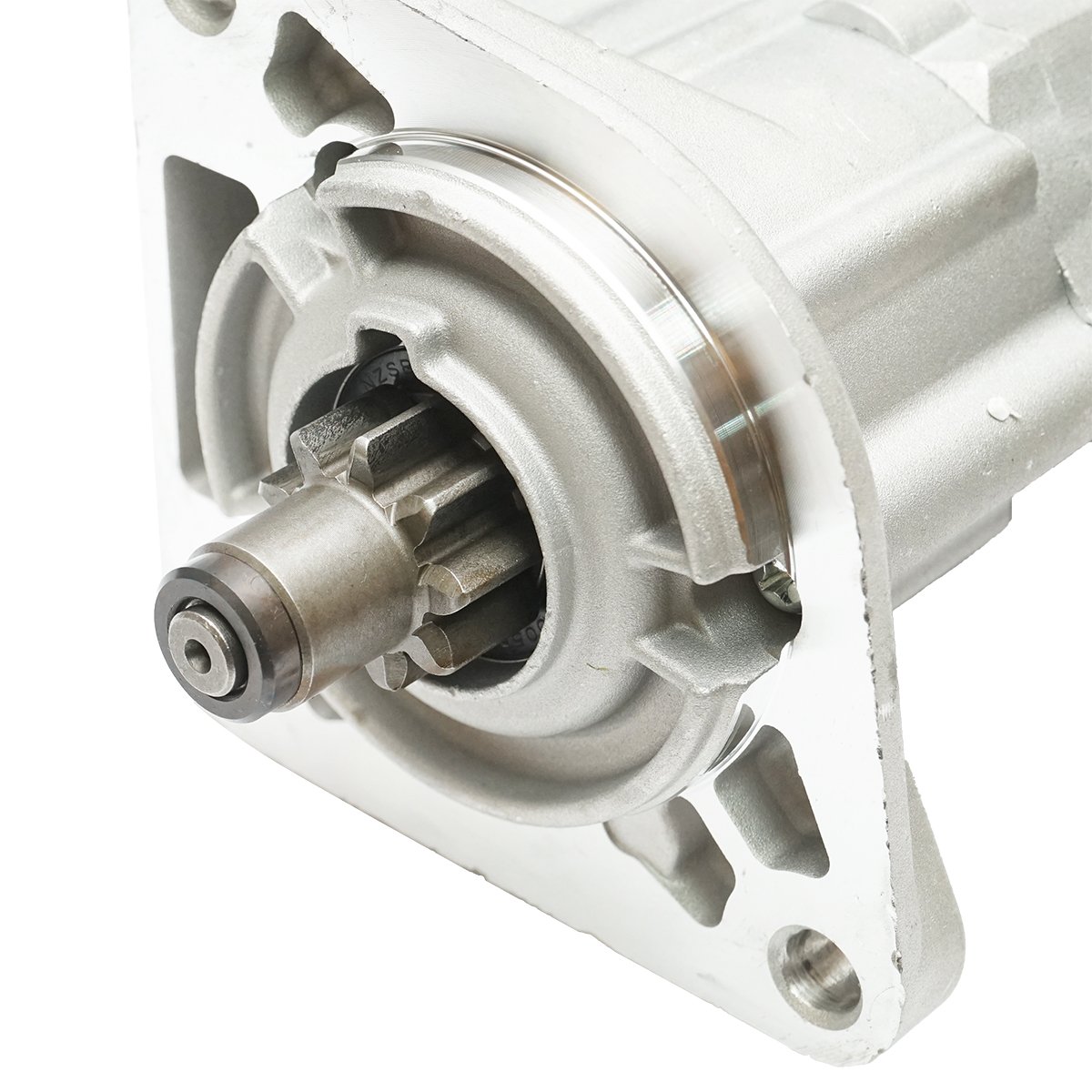 Electromotor 12V/2.5KW bendix Z=9 pentru Kubota cod OEM 15451-63011, 15451-63013, 15451-63014, 15451-63015, 15451-63016, 70000-63555, 70000-73470